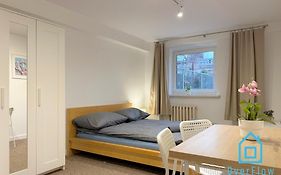 Sandcastle Room - 1 Km To Baltic Sea & 15 Minutes To Gdansk Old Town
